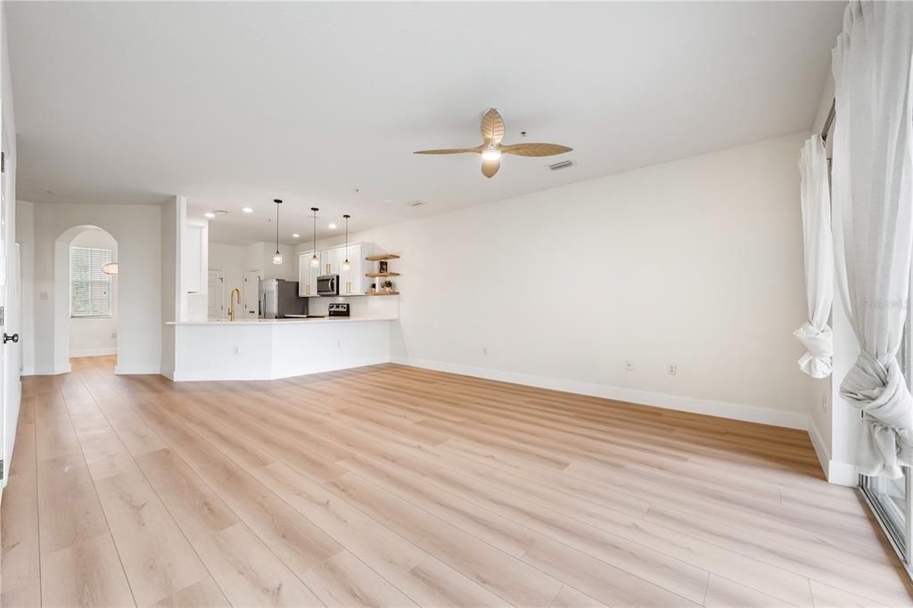 For Sale: $465,000 (3 beds, 2 baths, 1954 Square Feet)
