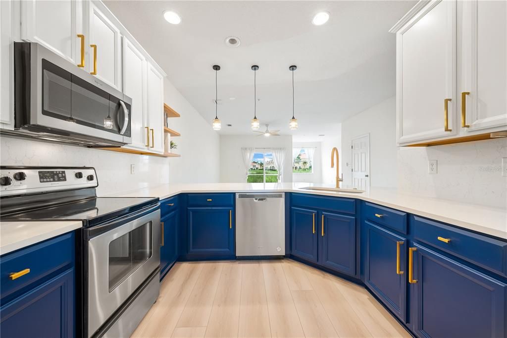 For Sale: $465,000 (3 beds, 2 baths, 1954 Square Feet)