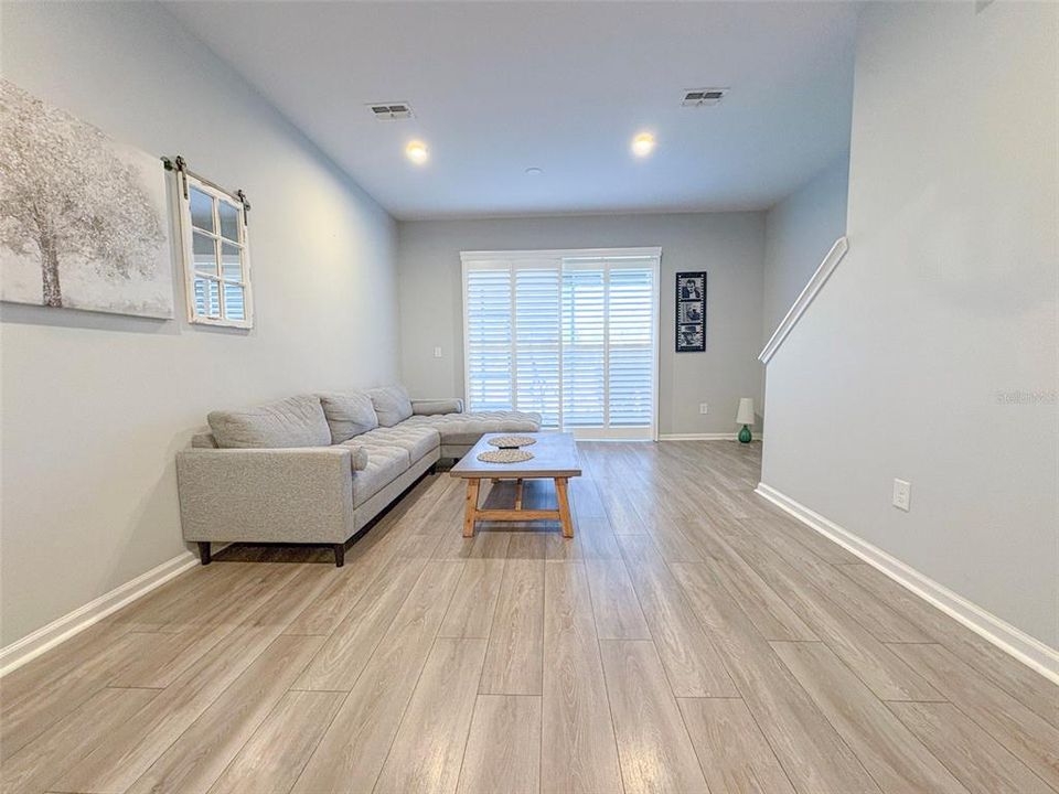 For Rent: $2,100 (2 beds, 2 baths, 1536 Square Feet)