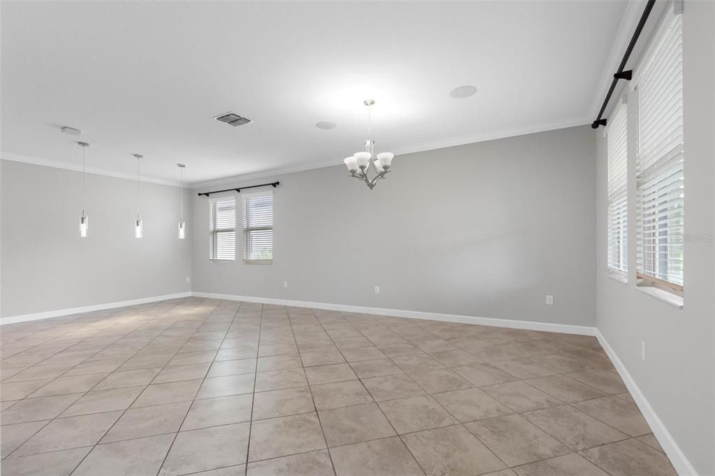For Sale: $389,000 (4 beds, 3 baths, 2057 Square Feet)