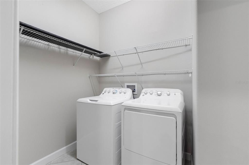 For Sale: $389,000 (4 beds, 3 baths, 2057 Square Feet)