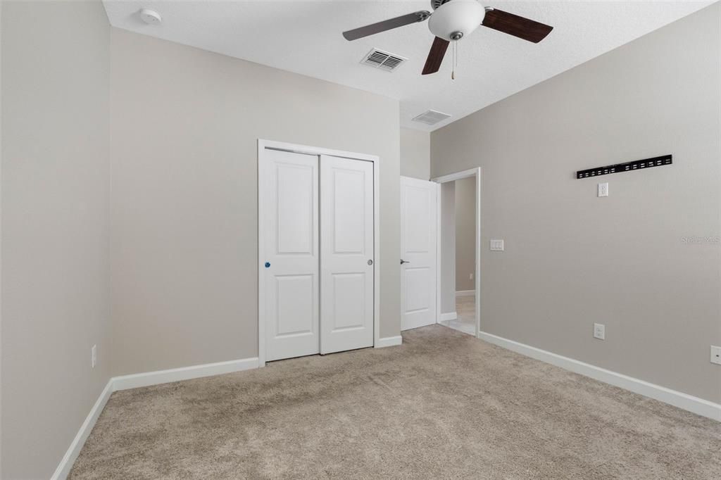 For Sale: $389,000 (4 beds, 3 baths, 2057 Square Feet)