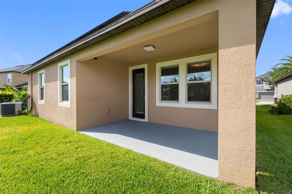 For Sale: $389,000 (4 beds, 3 baths, 2057 Square Feet)