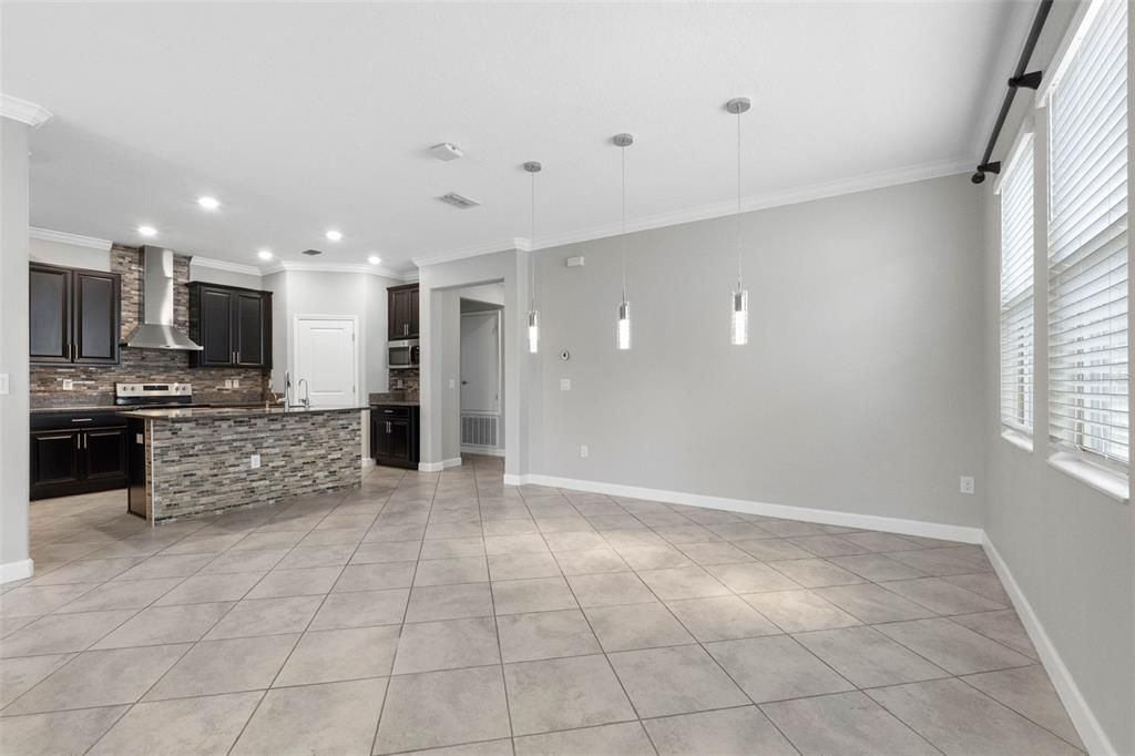 For Sale: $389,000 (4 beds, 3 baths, 2057 Square Feet)