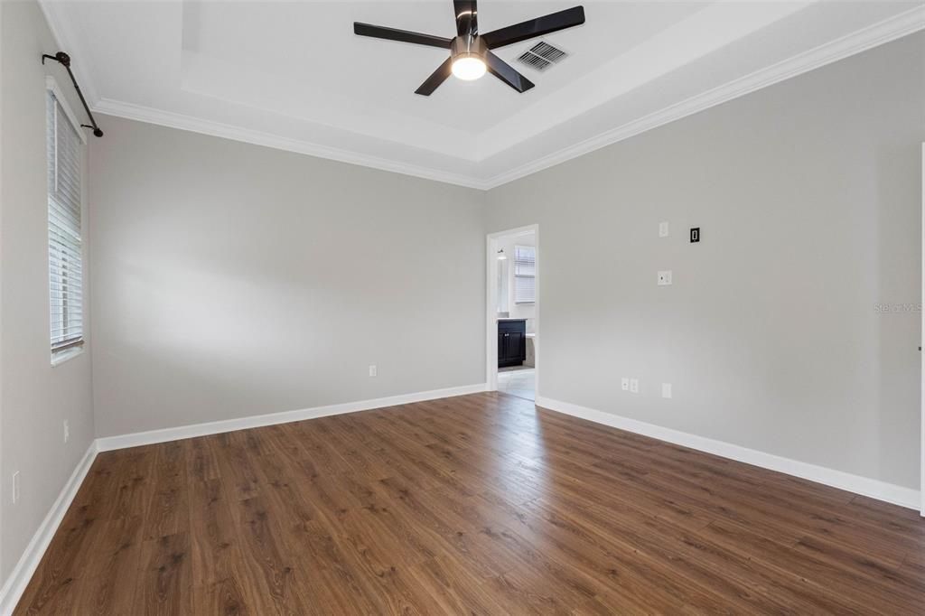 For Sale: $389,000 (4 beds, 3 baths, 2057 Square Feet)