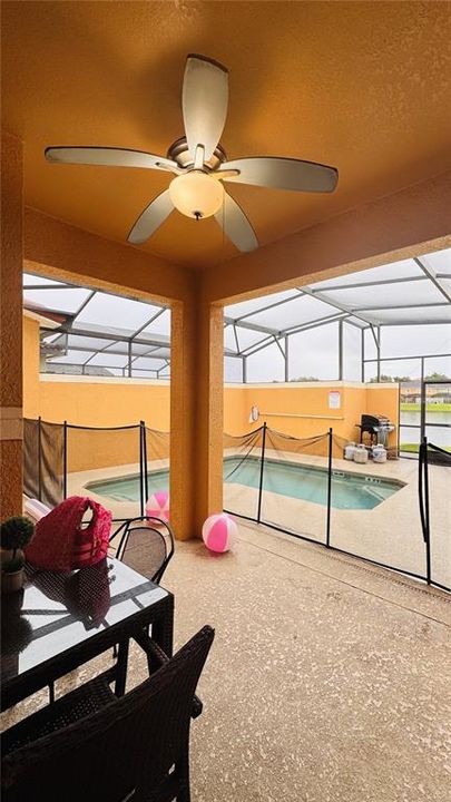 For Sale: $355,000 (4 beds, 3 baths, 1902 Square Feet)