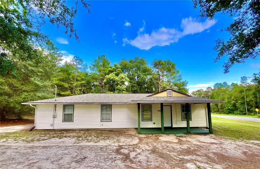 For Sale: $215,000 (4 beds, 2 baths, 1296 Square Feet)