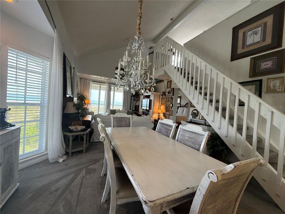 For Sale: $620,000 (3 beds, 3 baths, 1568 Square Feet)