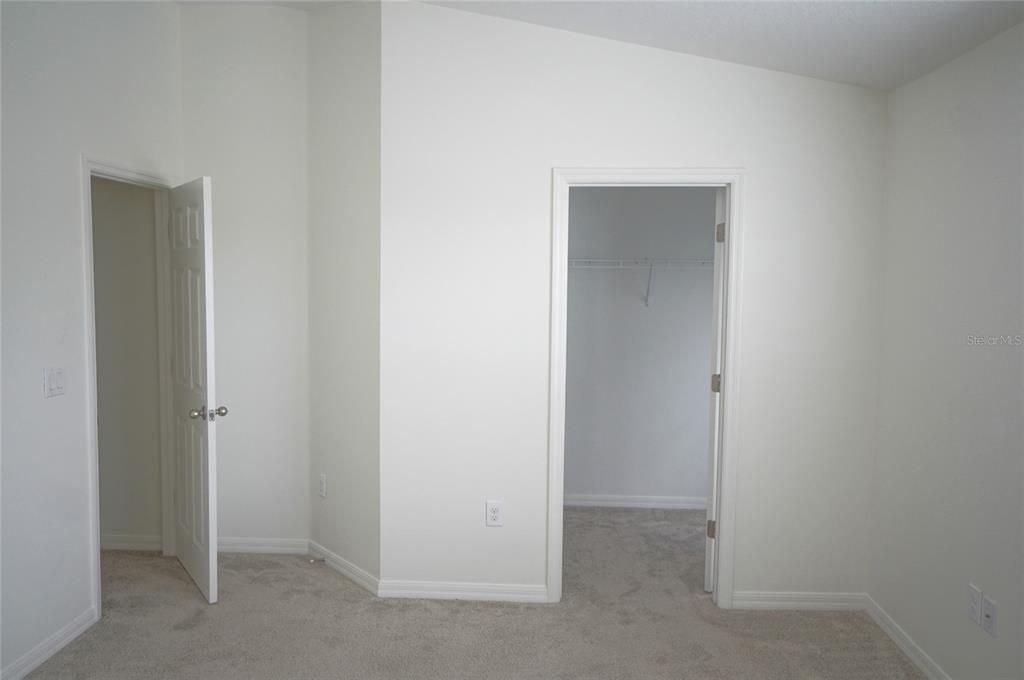 В аренду: $2,200 (3 спален, 2 ванн, 1420 Квадратных фут)
