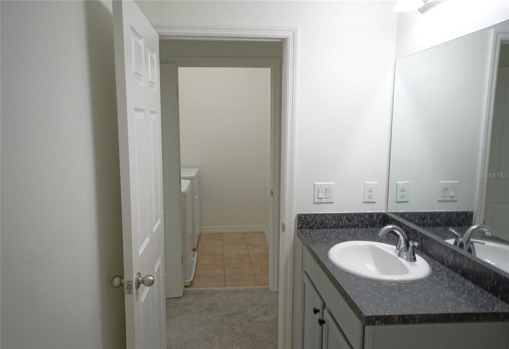В аренду: $2,200 (3 спален, 2 ванн, 1420 Квадратных фут)
