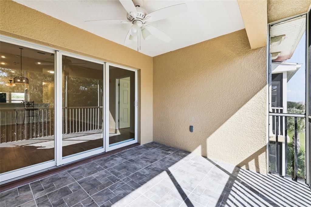 For Sale: $334,500 (2 beds, 2 baths, 1238 Square Feet)