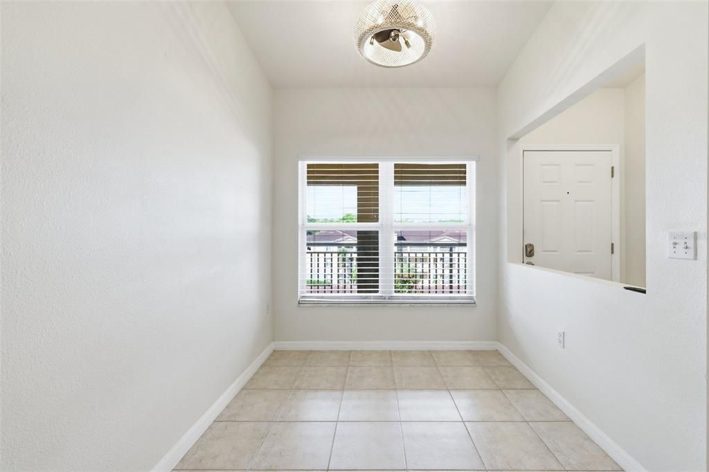 For Sale: $334,500 (2 beds, 2 baths, 1238 Square Feet)