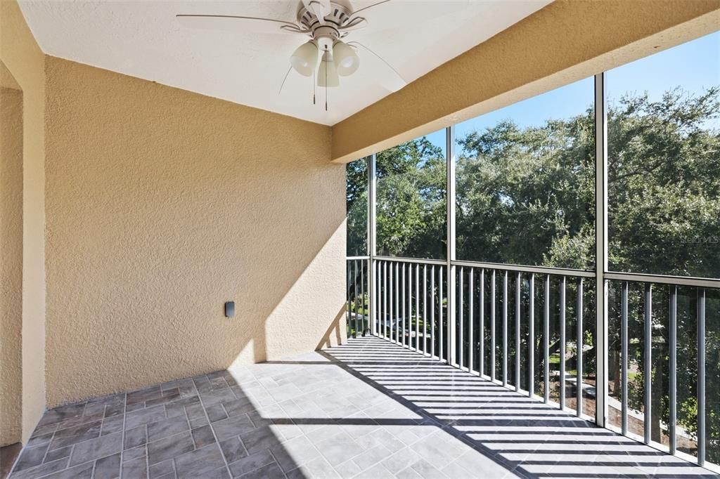 For Sale: $334,500 (2 beds, 2 baths, 1238 Square Feet)