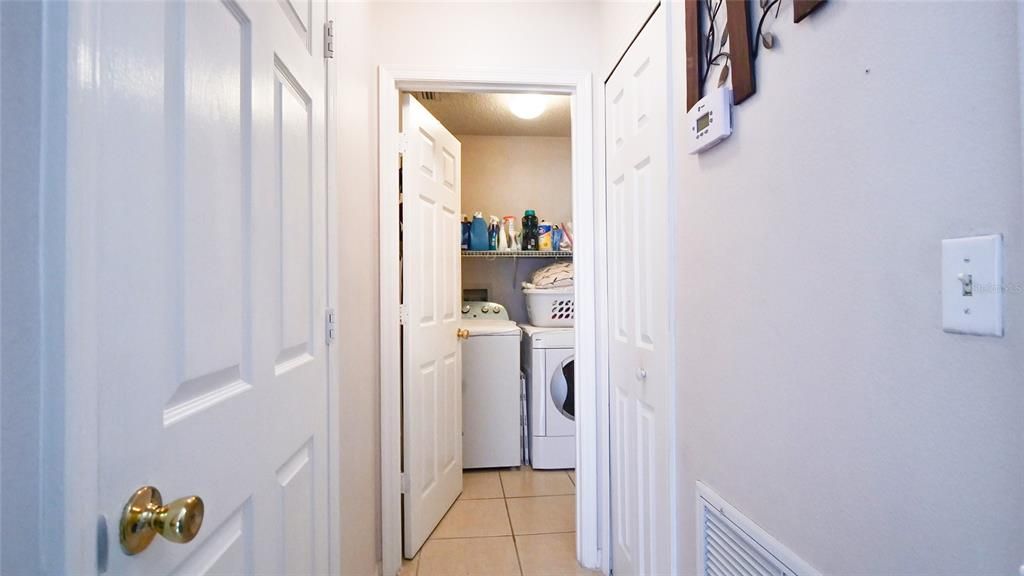 En Renta: $2,500 (4 camas, 2 baños, 1999 Pies cuadrados)