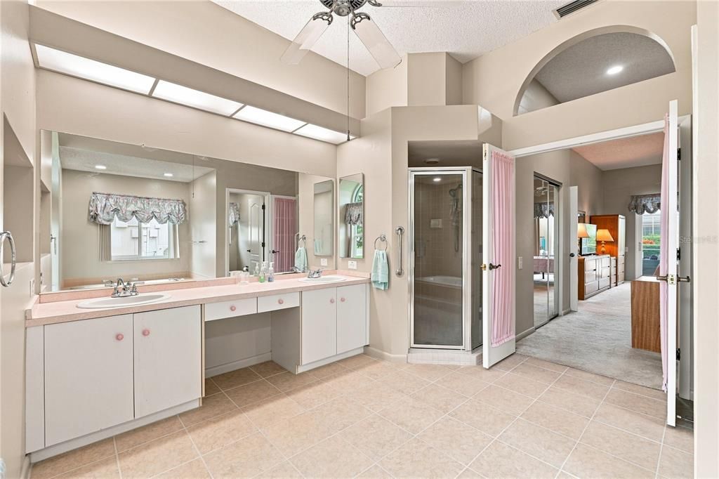 For Sale: $849,000 (4 beds, 3 baths, 2625 Square Feet)