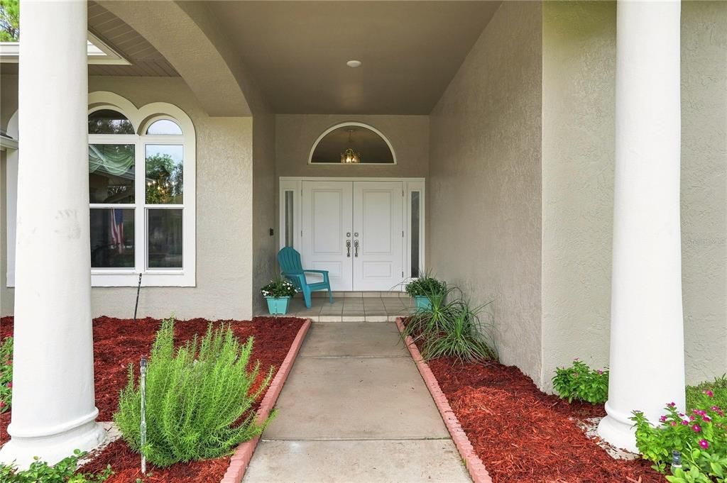 For Sale: $849,000 (4 beds, 3 baths, 2625 Square Feet)