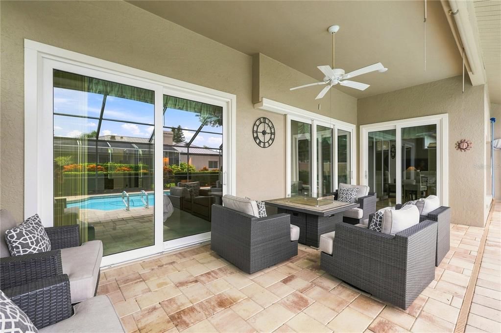 For Sale: $849,000 (4 beds, 3 baths, 2625 Square Feet)