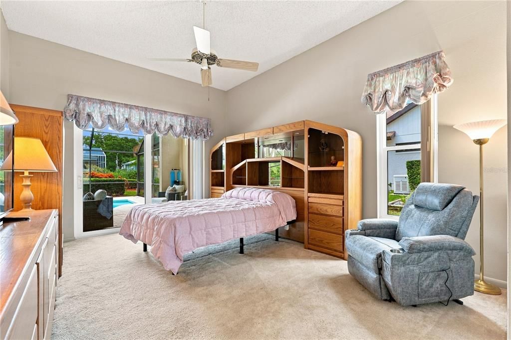 For Sale: $849,000 (4 beds, 3 baths, 2625 Square Feet)