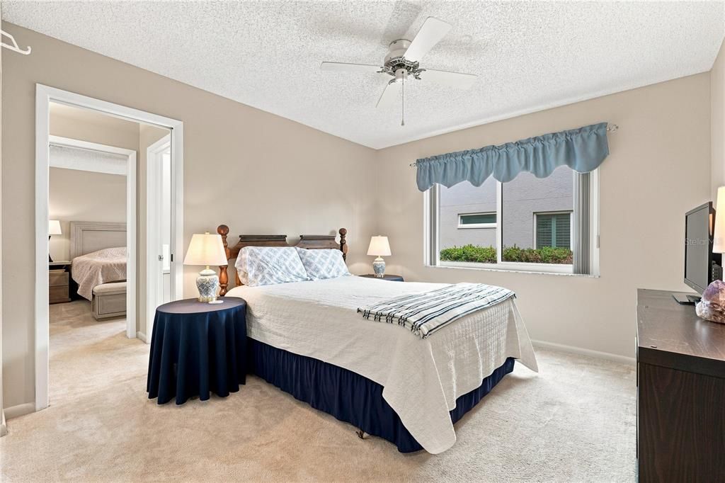 For Sale: $849,000 (4 beds, 3 baths, 2625 Square Feet)