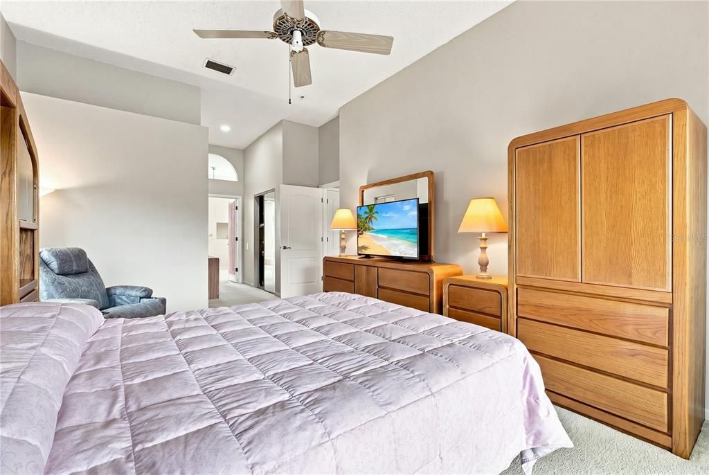 For Sale: $849,000 (4 beds, 3 baths, 2625 Square Feet)