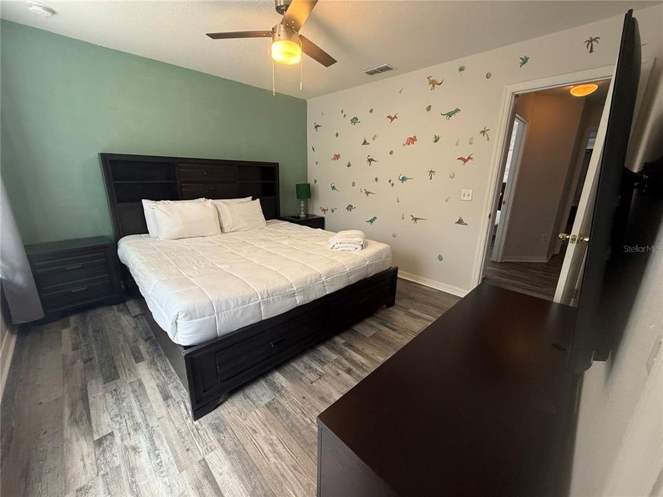 В аренду: $2,600 (4 спален, 3 ванн, 1768 Квадратных фут)