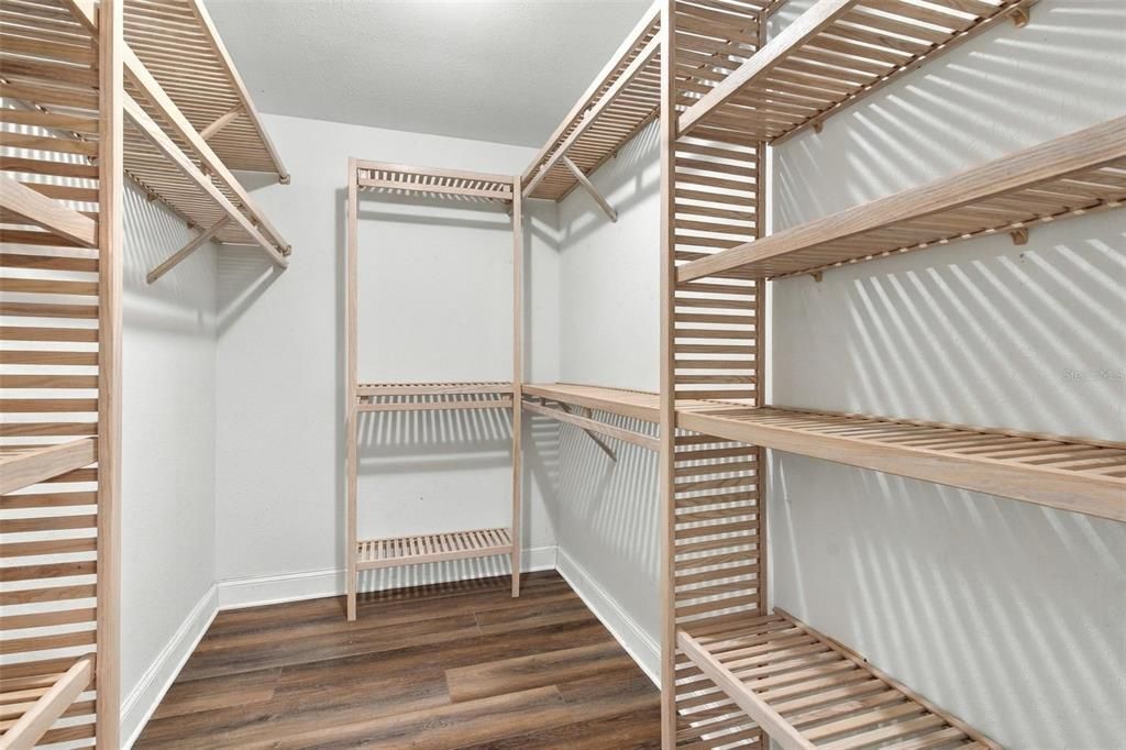 На продажу: $422,000 (3 спален, 2 ванн, 1826 Квадратных фут)