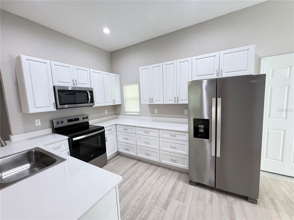 For Sale: $255,000 (3 beds, 2 baths, 1503 Square Feet)