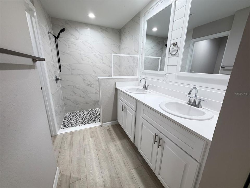 For Sale: $255,000 (3 beds, 2 baths, 1503 Square Feet)
