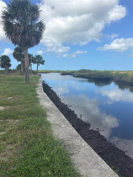 En Venta: $3,995,000 (45.70 acres)