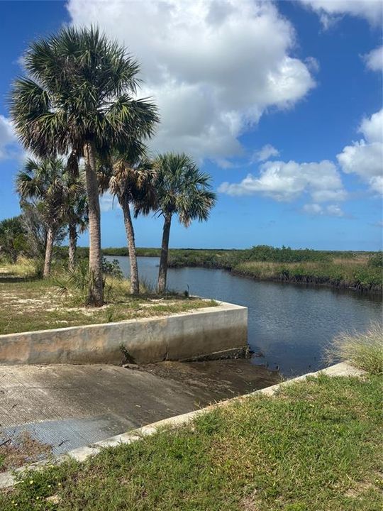 En Venta: $3,995,000 (45.70 acres)