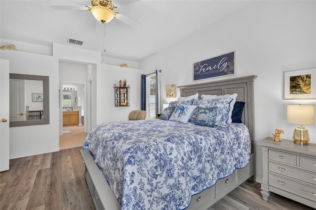En Venta: $395,000 (3 camas, 2 baños, 2031 Pies cuadrados)
