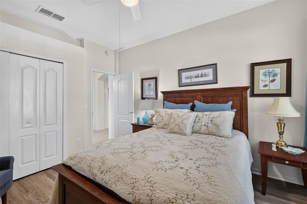 En Venta: $395,000 (3 camas, 2 baños, 2031 Pies cuadrados)