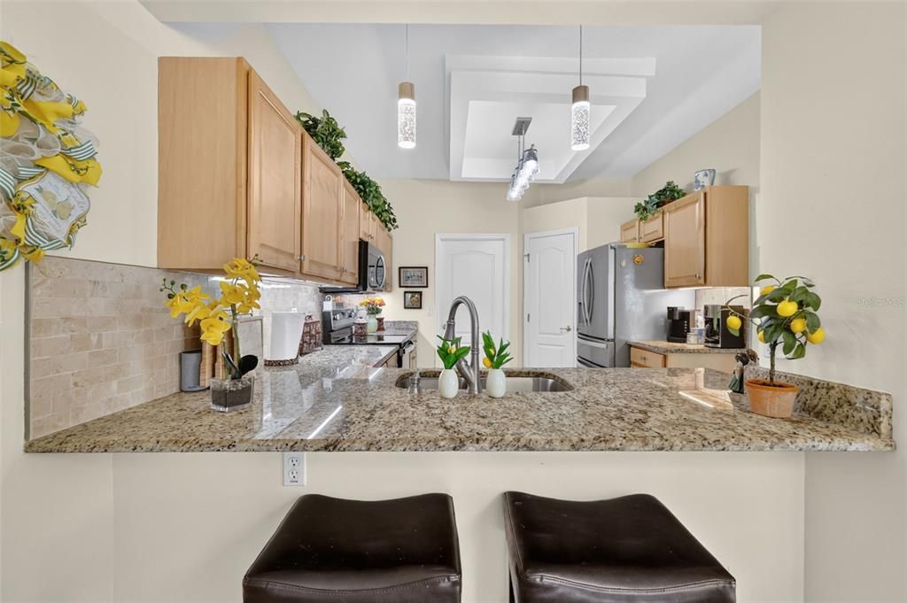 En Venta: $395,000 (3 camas, 2 baños, 2031 Pies cuadrados)
