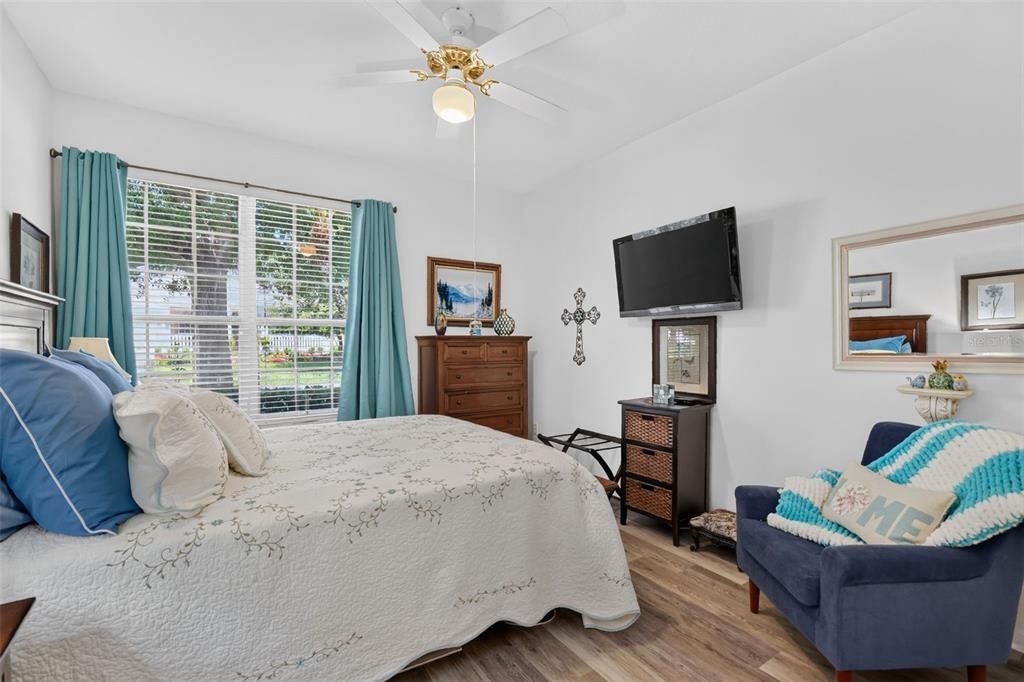 En Venta: $395,000 (3 camas, 2 baños, 2031 Pies cuadrados)