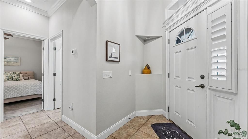 For Sale: $429,900 (2 beds, 2 baths, 1931 Square Feet)