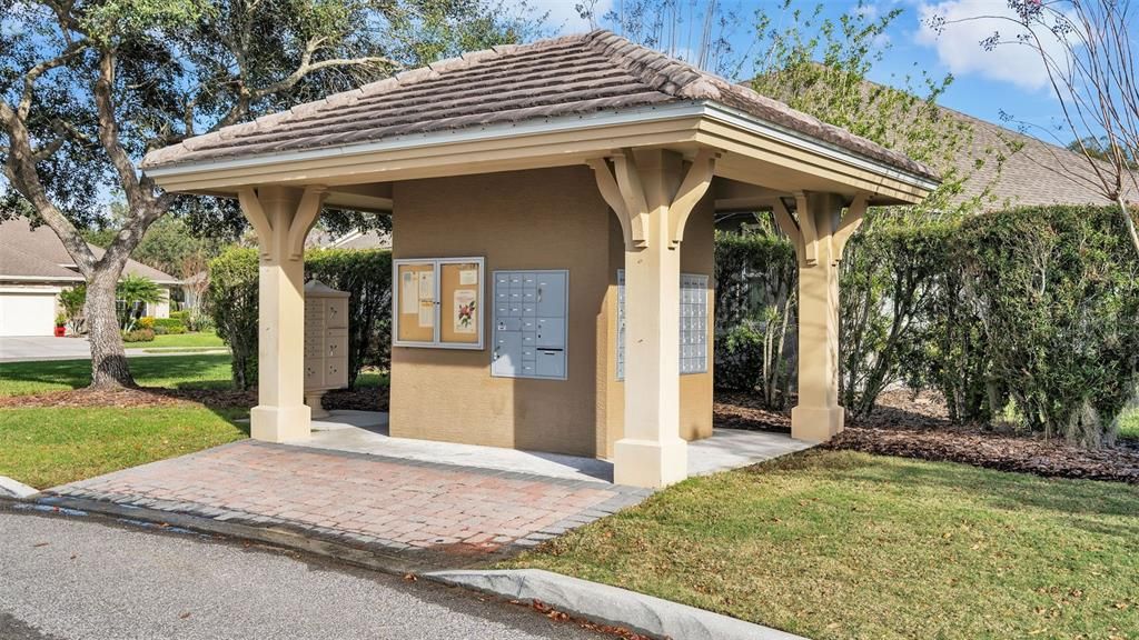 For Sale: $429,900 (2 beds, 2 baths, 1931 Square Feet)