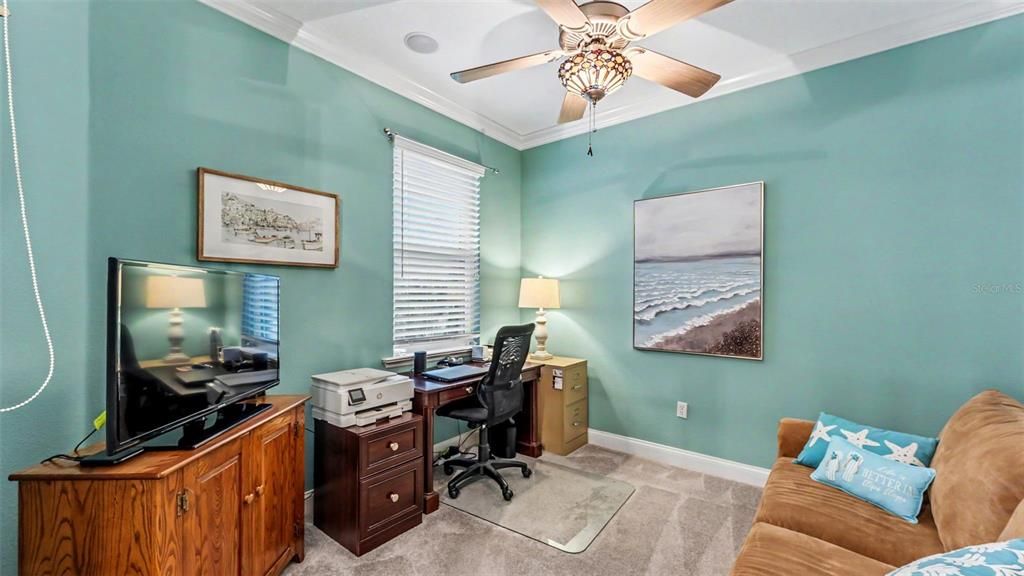 For Sale: $429,900 (2 beds, 2 baths, 1931 Square Feet)