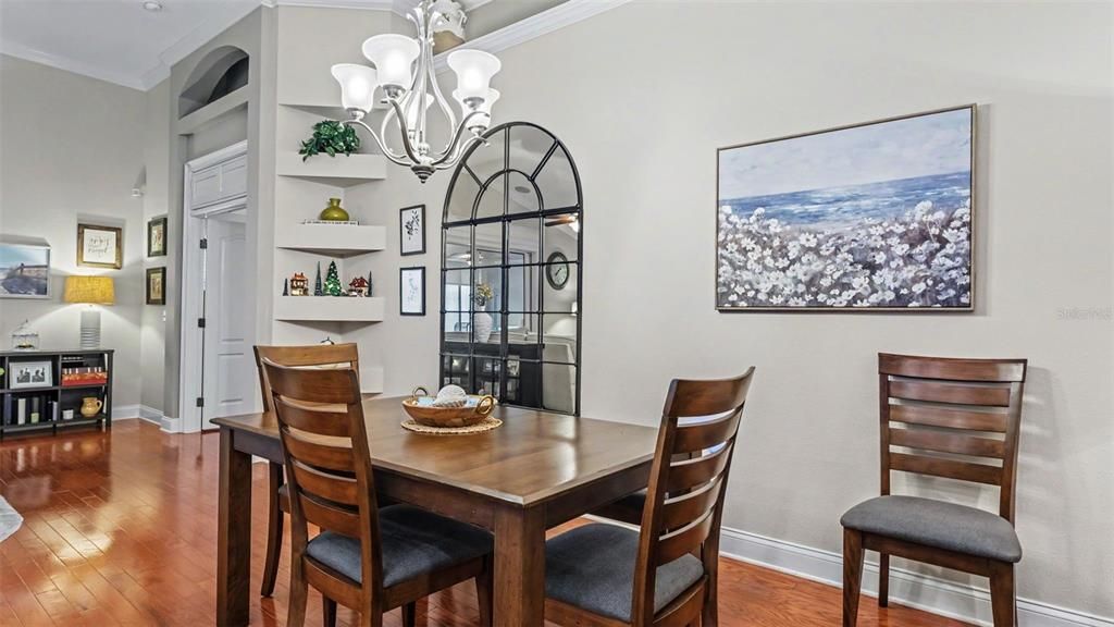 For Sale: $429,900 (2 beds, 2 baths, 1931 Square Feet)