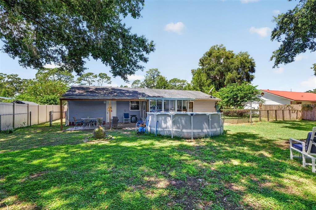 For Sale: $209,000 (3 beds, 2 baths, 1062 Square Feet)