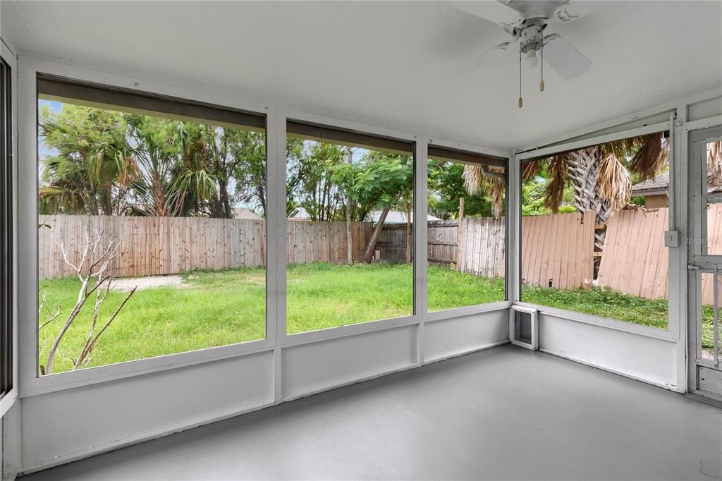 For Sale: $270,000 (3 beds, 1 baths, 1080 Square Feet)