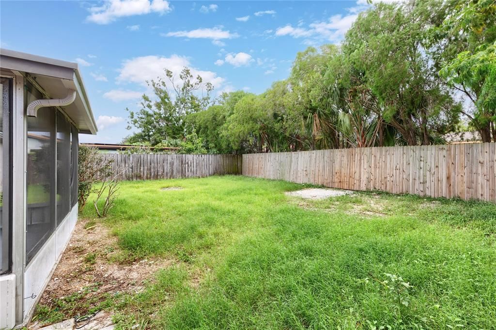 For Sale: $270,000 (3 beds, 1 baths, 1080 Square Feet)
