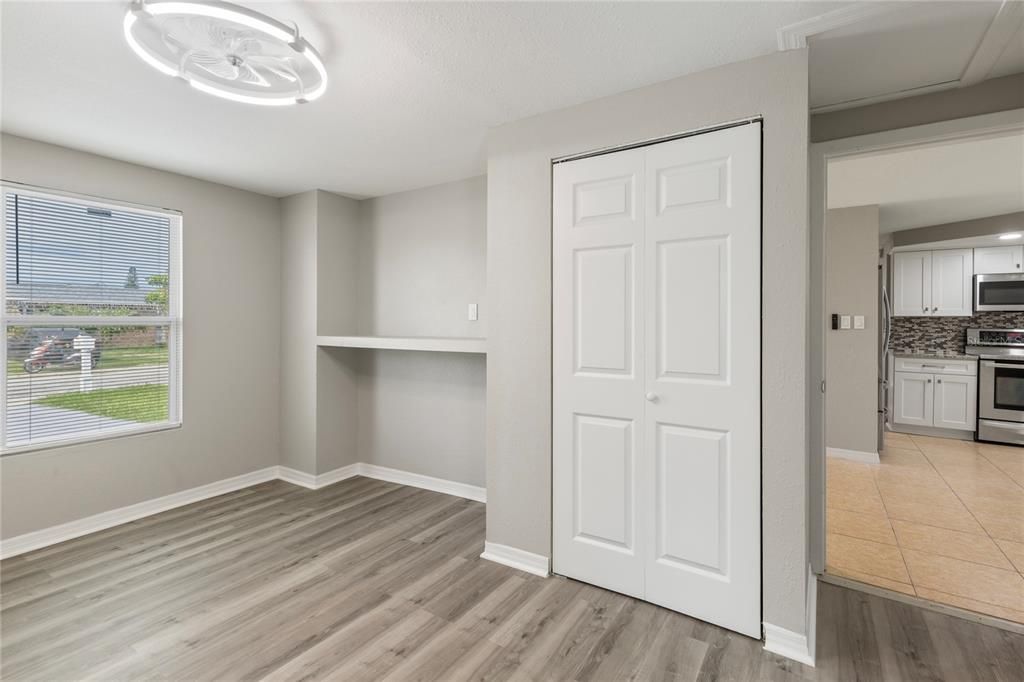 For Sale: $270,000 (3 beds, 1 baths, 1080 Square Feet)