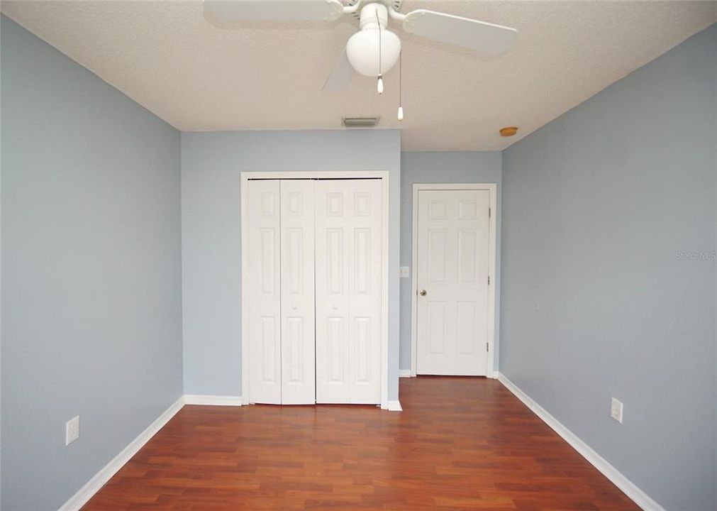 For Rent: $2,150 (3 beds, 2 baths, 1868 Square Feet)