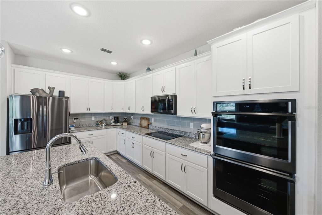 For Sale: $418,990 (4 beds, 2 baths, 2161 Square Feet)