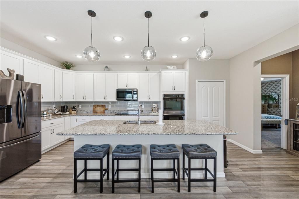 For Sale: $418,990 (4 beds, 2 baths, 2161 Square Feet)