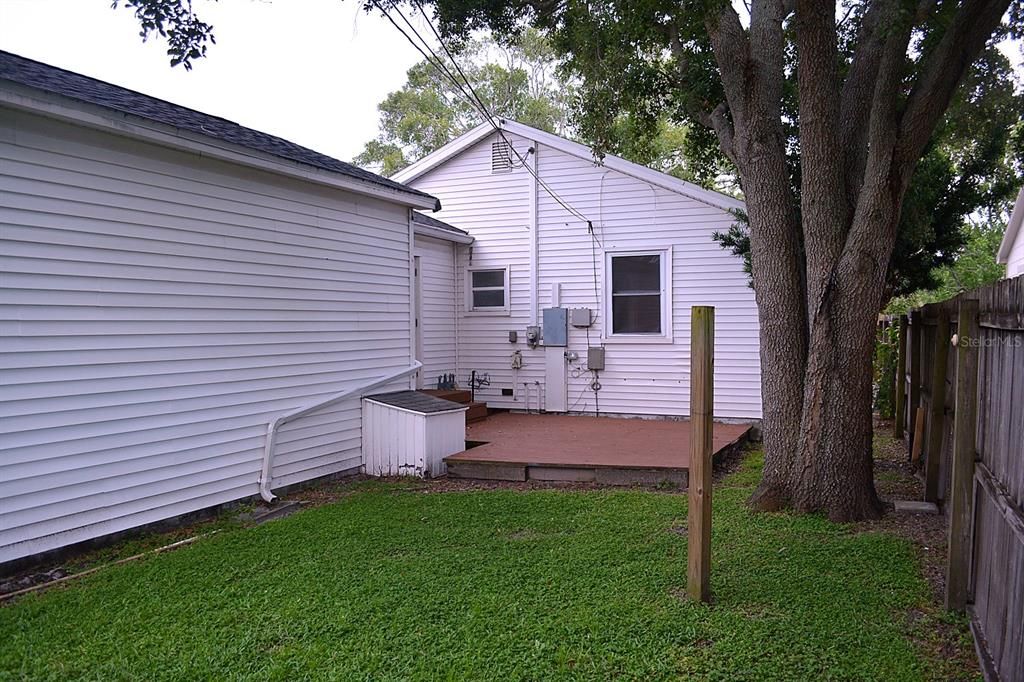 For Rent: $2,500 (2 beds, 1 baths, 786 Square Feet)