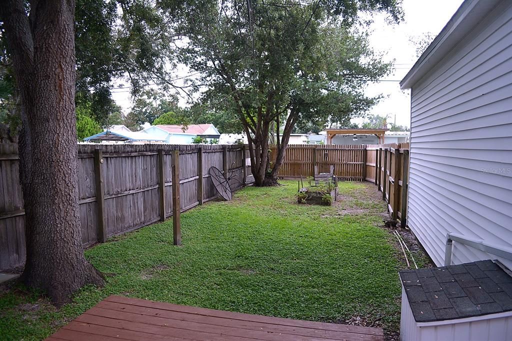 For Rent: $2,500 (2 beds, 1 baths, 786 Square Feet)