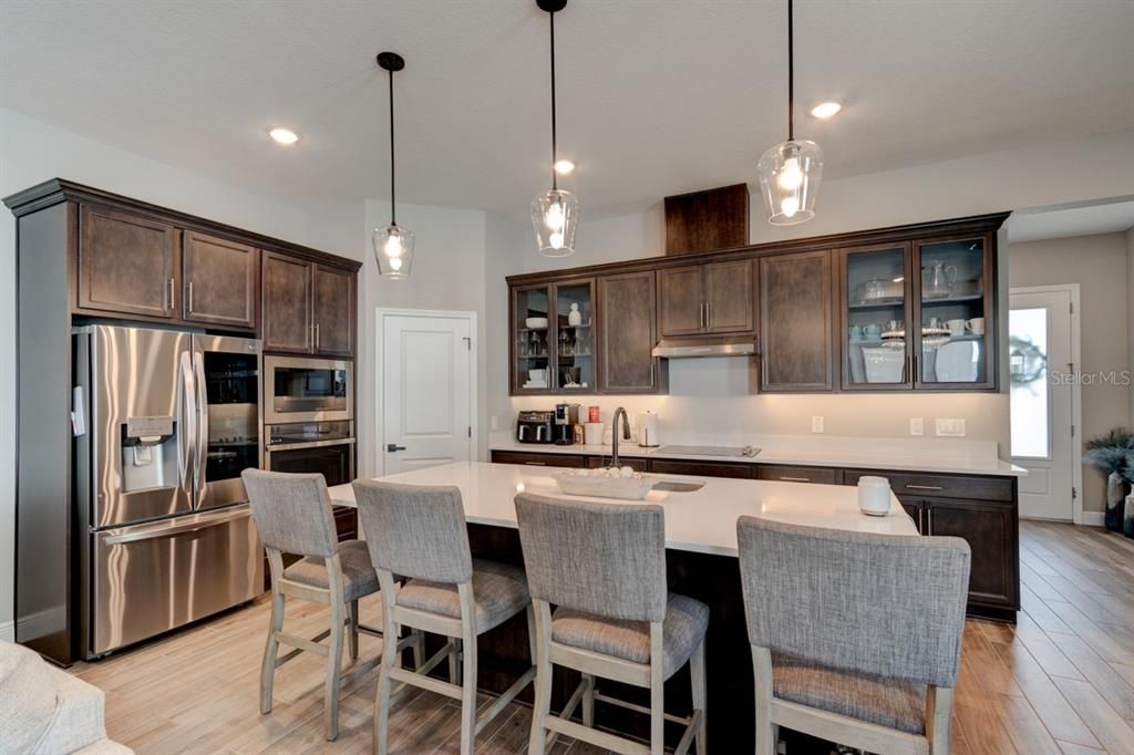 For Sale: $377,000 (3 beds, 2 baths, 1530 Square Feet)