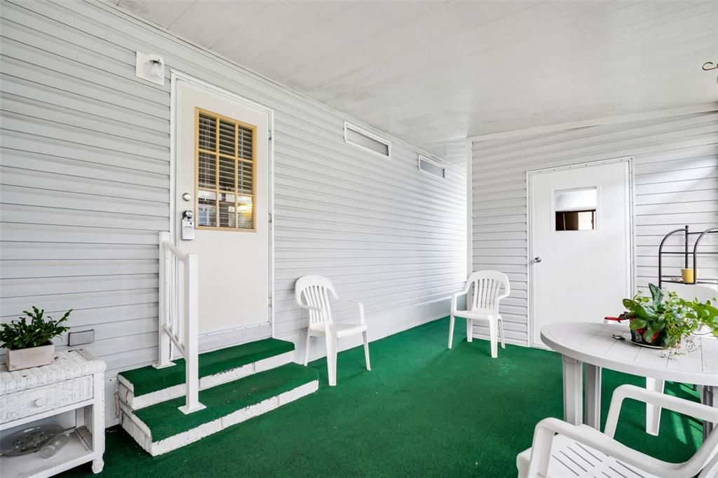 For Sale: $249,000 (2 beds, 2 baths, 1671 Square Feet)