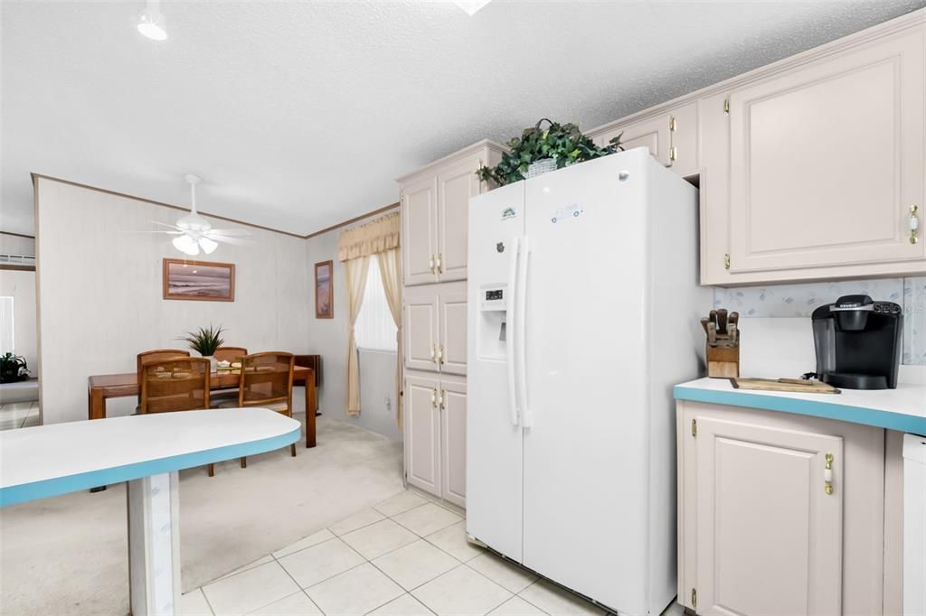 For Sale: $249,000 (2 beds, 2 baths, 1671 Square Feet)